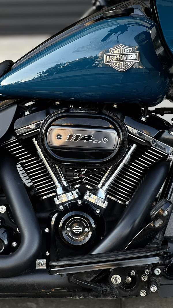 二手哈雷戴维森公路滑翔 Road Glide