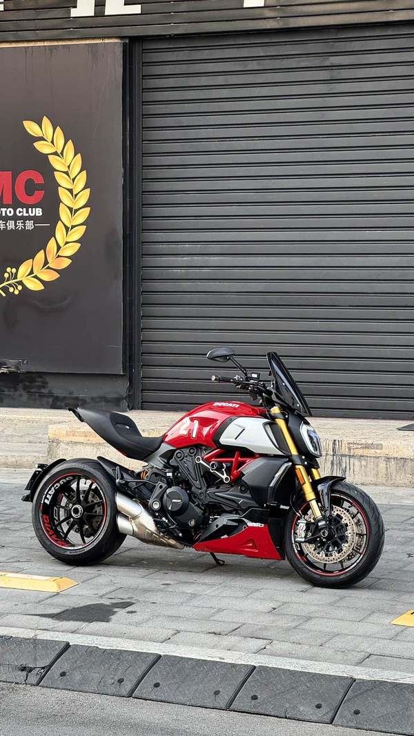 二手杜卡迪Diavel 