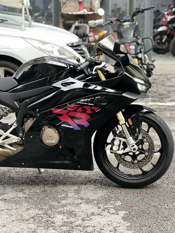 二手张雪机车500RR