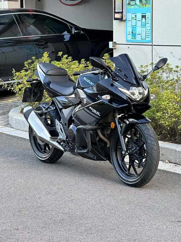 二手豪爵铃木GSX250R
