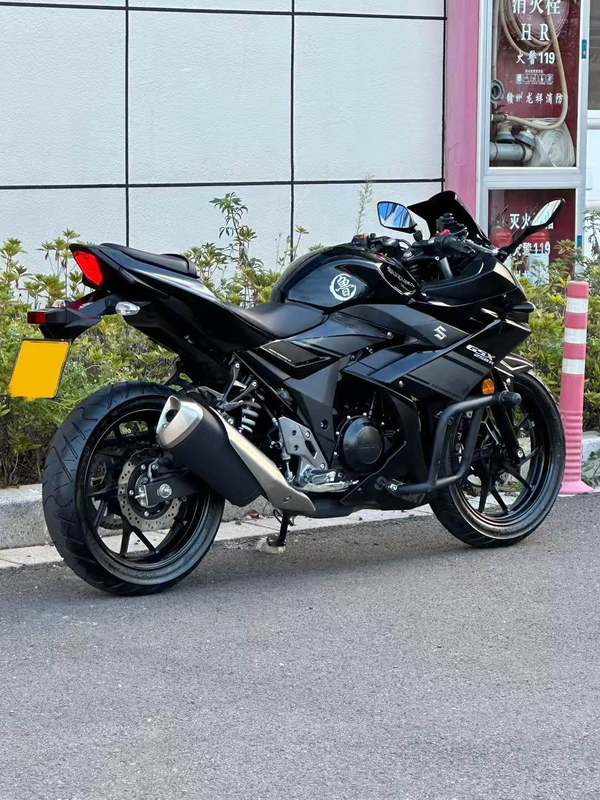 二手豪爵铃木GSX250R