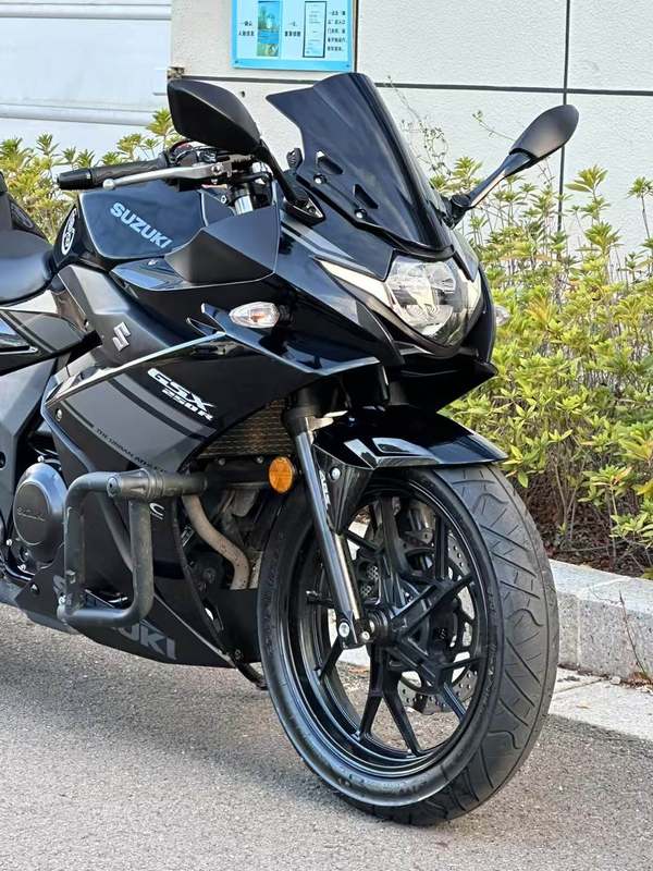 二手豪爵铃木GSX250R