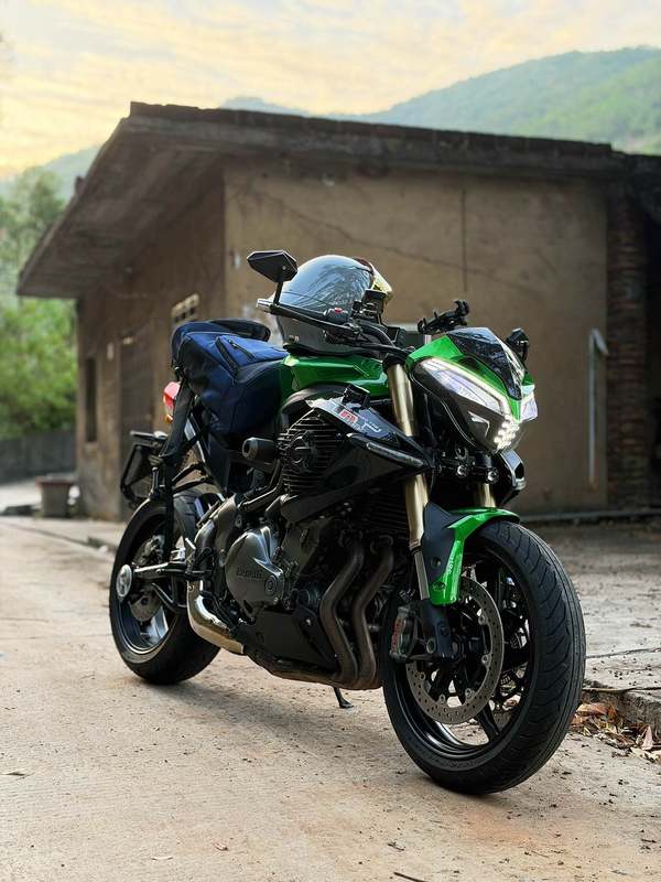 二手贝纳利TNT899