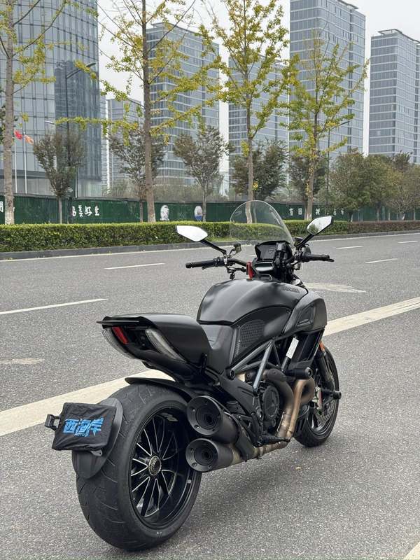 二手杜卡迪Diavel 