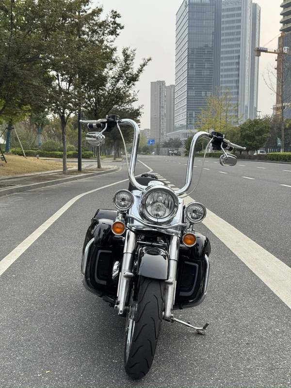 二手哈雷戴维森路王定制版 Road King Special