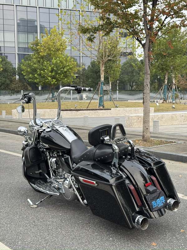 二手哈雷戴维森路王定制版 Road King Special