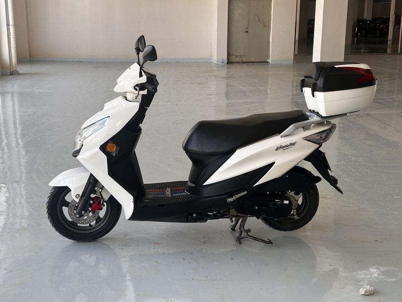 二手济南铃木优驿 UE125T