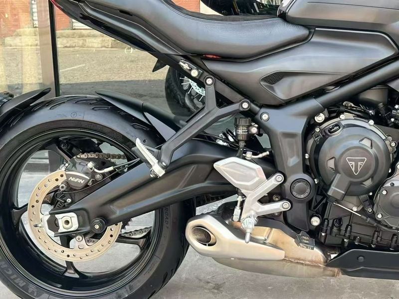 二手凯旋Trident 660