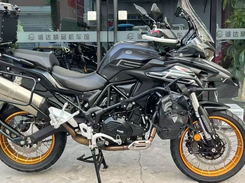 二手贝纳利TRK552