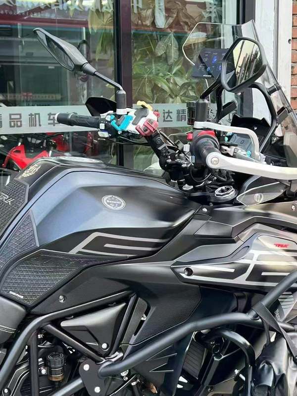 二手贝纳利TRK552