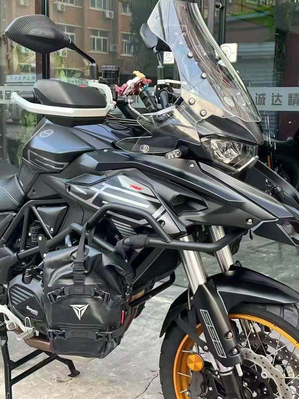 二手贝纳利TRK552