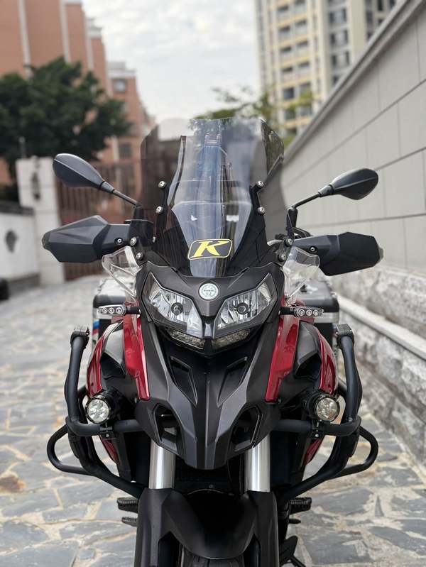 二手贝纳利金鹏 TRK502