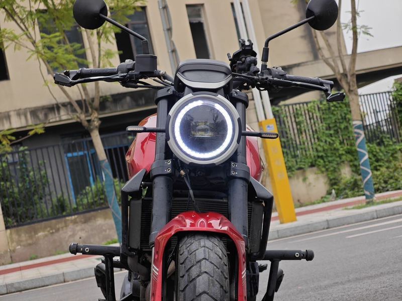 二手摩托莫里尼赛文佐6½