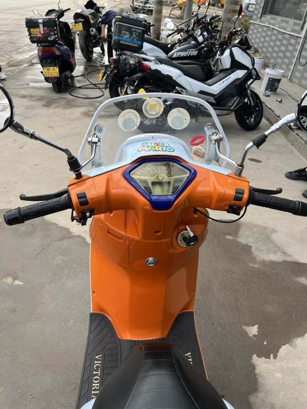 二手维多利亚Sixties 300i