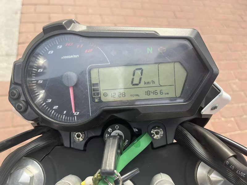 二手贝纳利小暴龙TNT125