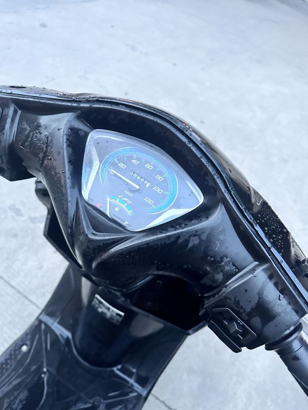 二手五羊本田SCR 喜鲨125