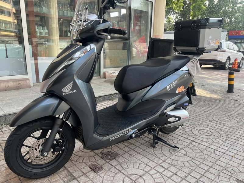 二手五羊本田Lead125