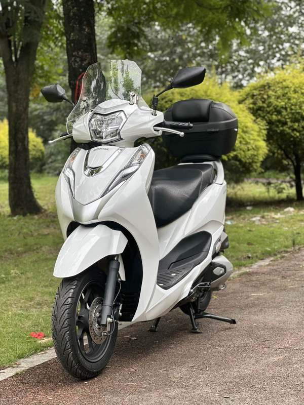 二手五羊本田Lead125