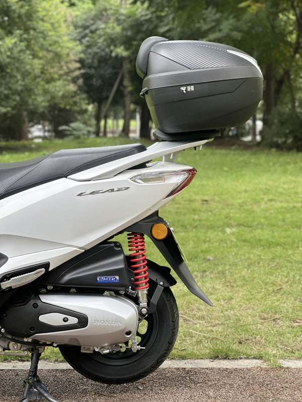 二手五羊本田Lead125