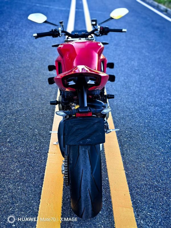 二手杜卡迪Street Fighter V4