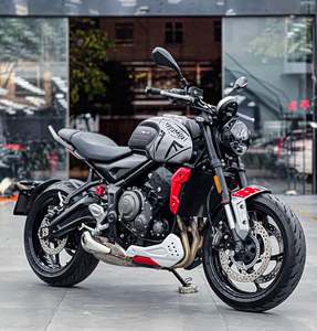 二手凯旋Trident 660