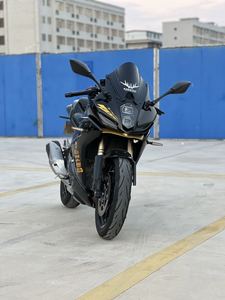 二手贝纳利龙卷风 Tornado 402R