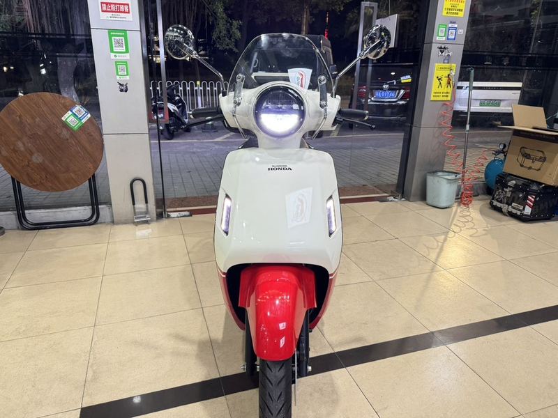 二手新大洲本田NS125LA