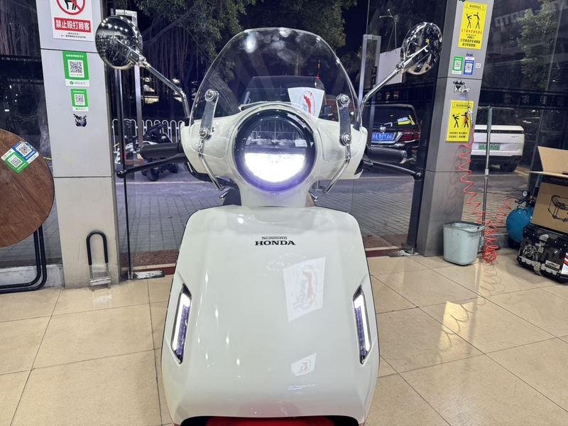 二手新大洲本田NS125LA