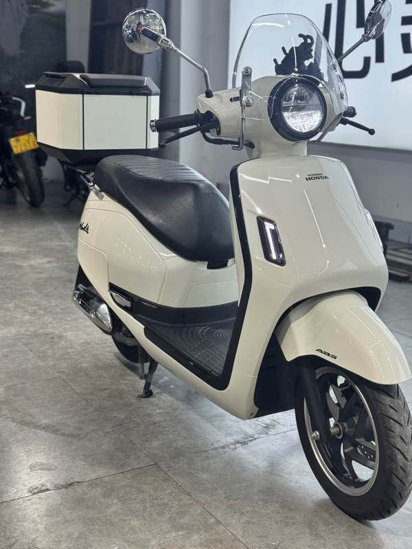 二手新大洲本田NS125LA