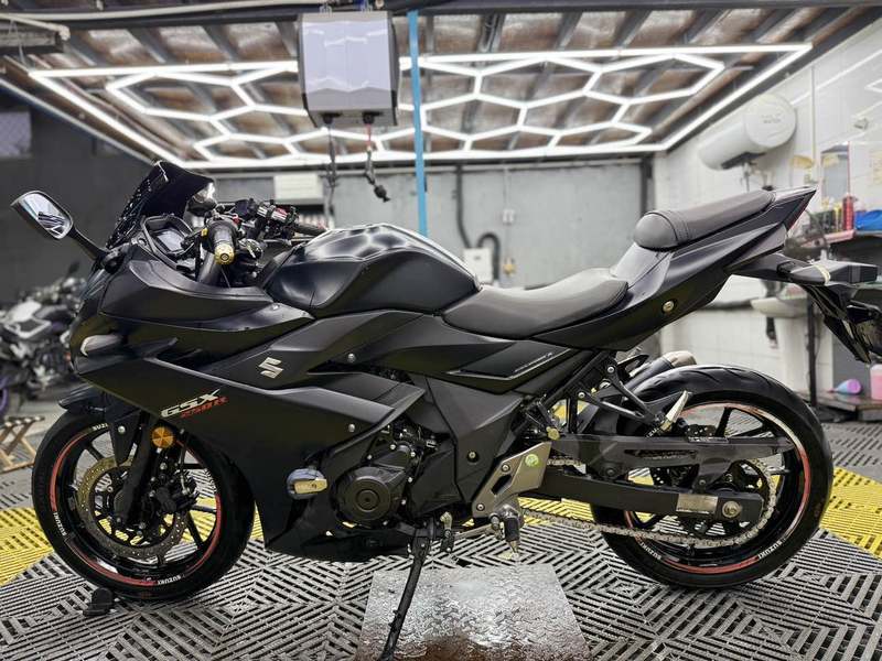二手豪爵铃木GSX250R