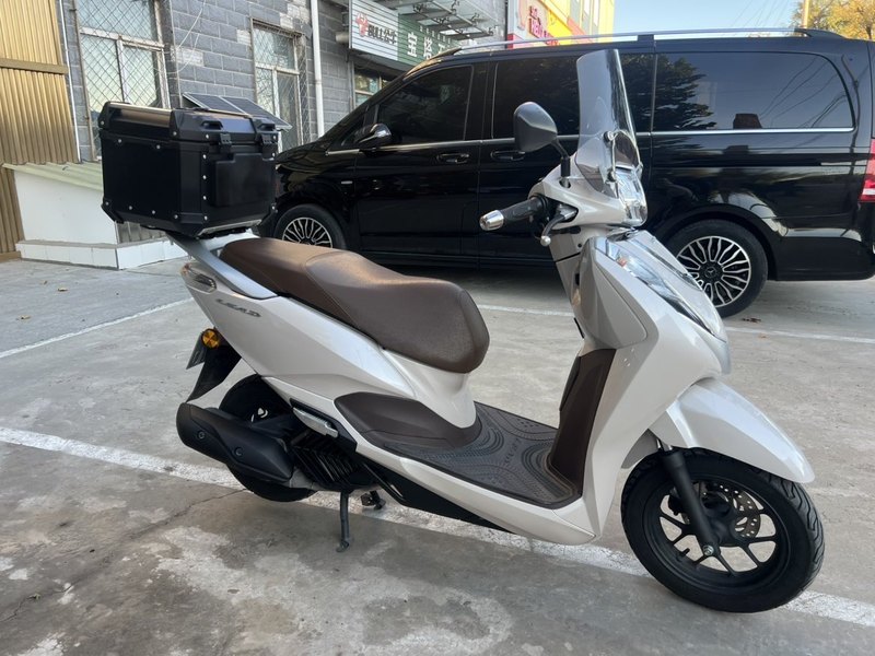 二手五羊本田Lead125