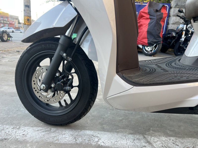 二手五羊本田Lead125