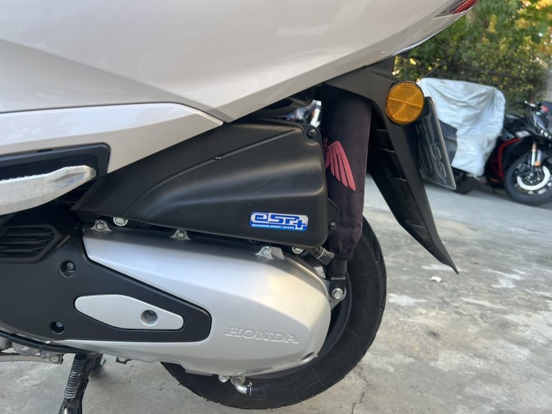 二手五羊本田Lead125