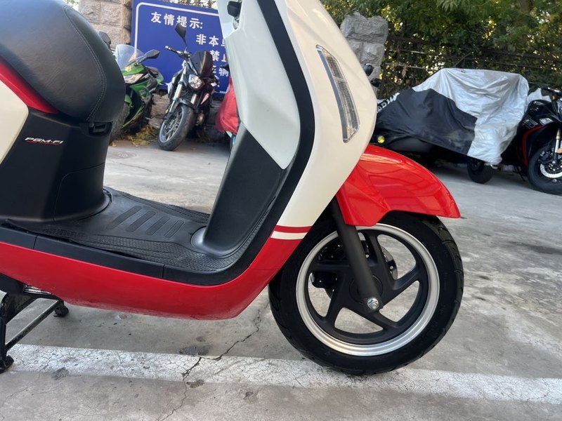 二手新大洲本田NS125LA