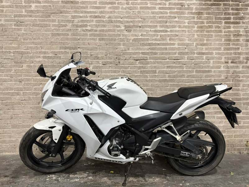 二手新大洲本田CBR300R