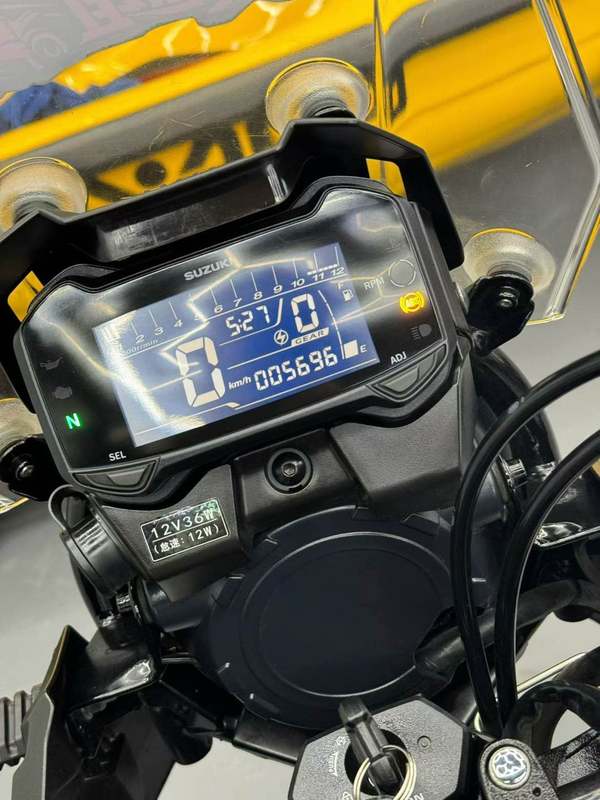 二手豪爵铃木DL250