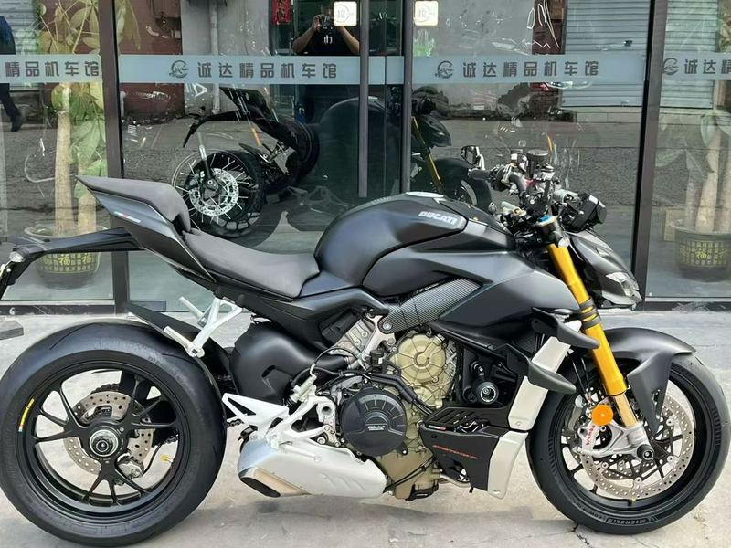 二手杜卡迪Street Fighter V4