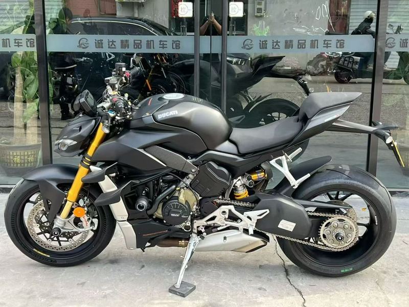 二手杜卡迪Street Fighter V4