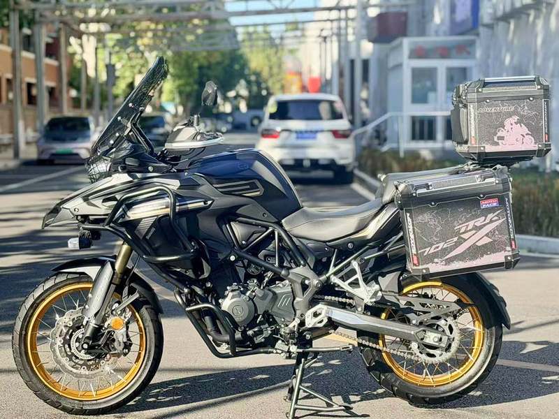 二手贝纳利TRK552