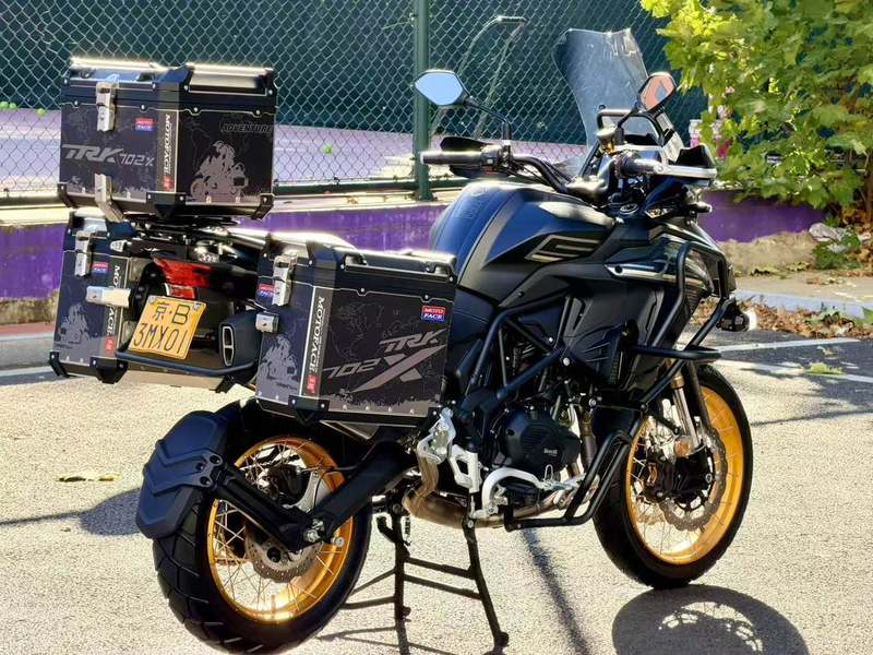 二手贝纳利TRK552