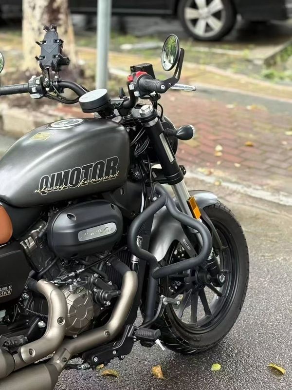 二手QJMOTOR闪300