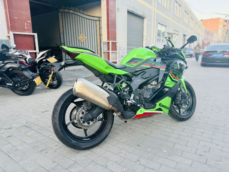 二手川崎ZX-4R