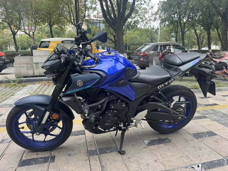 二手雅马哈MT-03