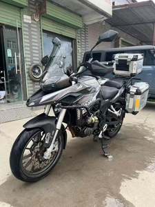 二手贝纳利金鹏 TRK251