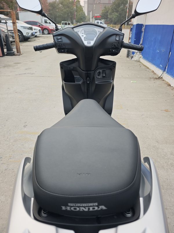 二手新大洲本田NS110R