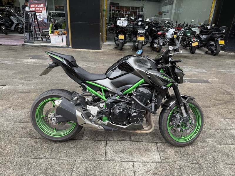 二手川崎Z900