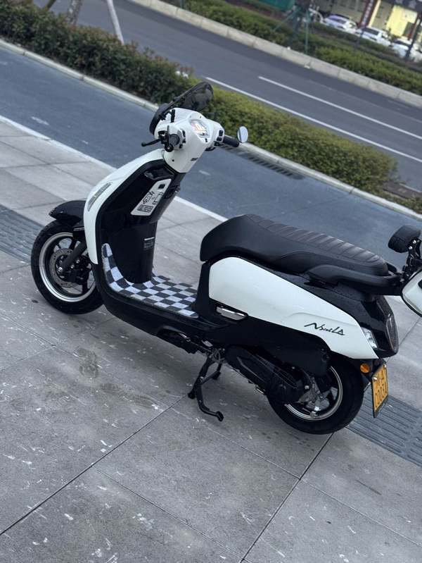 二手新大洲本田NS125LA