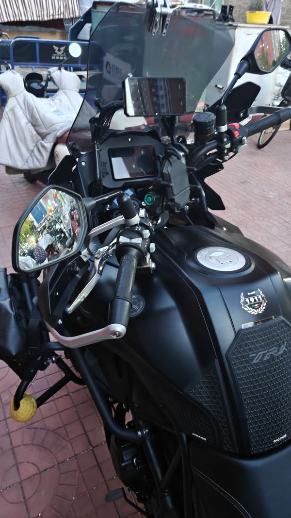 二手贝纳利TRK552