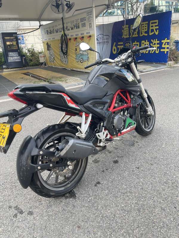 二手贝纳利小黄龙 TNT25