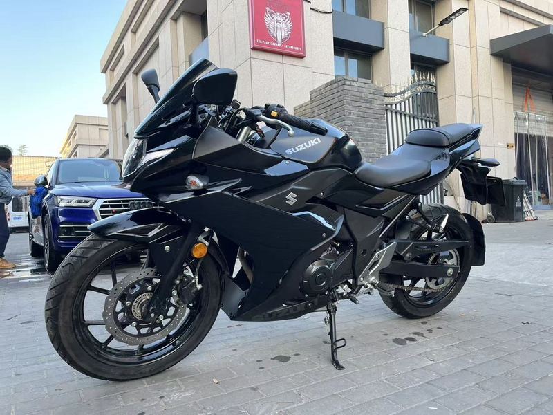 二手豪爵铃木GSX250R